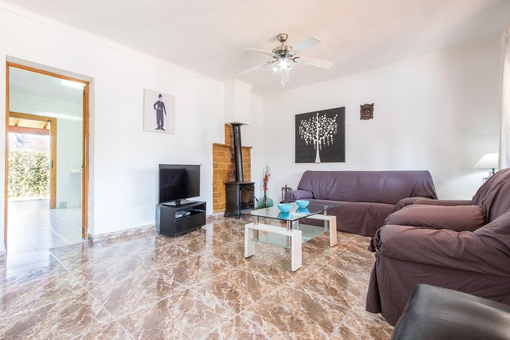 Chalet Falco With Private Pool And Garden Port de Alcudia  Exterior foto